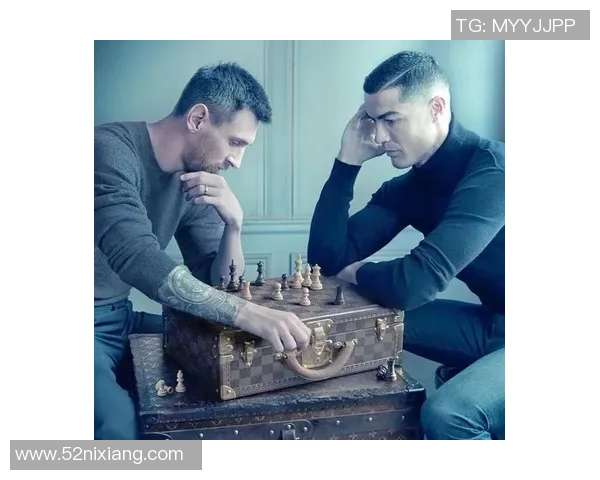 足球明星与棋盘对弈的高清瞬间展现智慧与竞技的完美结合